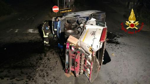 Catania, incidente stradale nella zona industriale sulla "SP.69"