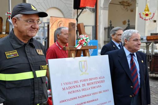 Alcuni momenti del raduno dell'Associazione Nazionale dei Vigili del Fuoco