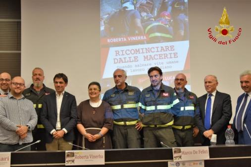 momenti della presentazione del libro