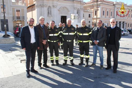 Alcuni momenti della visita di Giomi nel capoluogo abruzzese