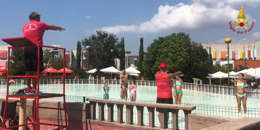 I Vigili del Fuoco presenti a Cinecittà World per l'evento "Viva l'Italia"