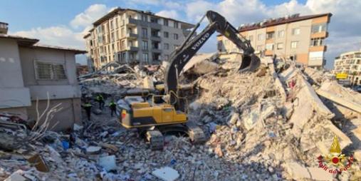 Terremoto Turchia. In partenza un nuovo contingente di Vigili del Fuoco italiani