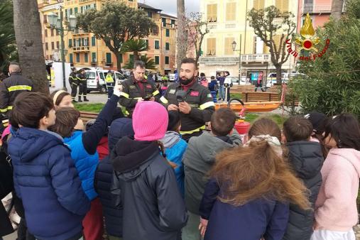Genova, piccoli pompieri alla manifestazione "Vai Tranquillo Sicurezza & Fiducia" a Santa Margherita Ligure