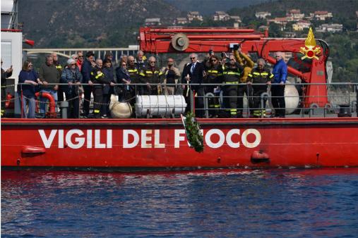 6 maggio 1973, in ricordo dell'equipaggio dell'Augusta Bell 205