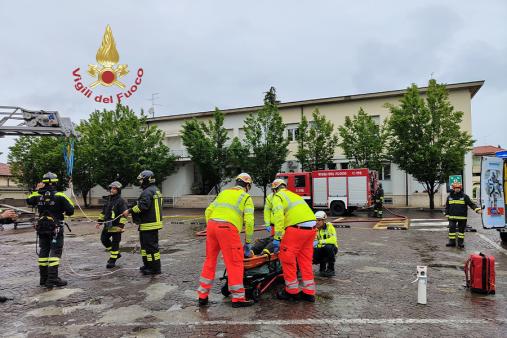 Verona, simulazioni e divertimento: più di 1000 alunni fanno visita ai Vigili del fuoco