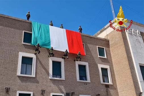 Latina, festa della Repubblica 2 Giugno 2023 in piazza della libertà