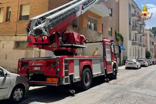 Ancona, doppio intervento dei Vigili del fuoco