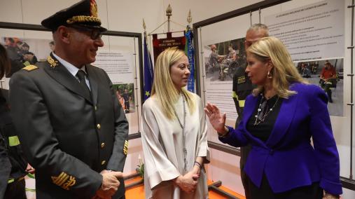 EXPOAID 2023 - Io, persona al centro", il Preseidente del Consiglio Meloni e il Ministro per le Disabilità Locatelli visitano lo stand dei Vigili del Fuoco