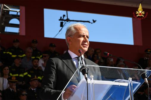 Il Presidente del Consiglio Meloni al giuramento degli allievi Vigili del fuoco del 94° corso