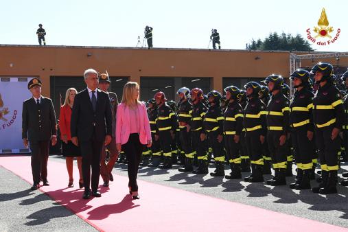 Il Presidente del Consiglio Meloni al giuramento degli allievi Vigili del fuoco del 94° corso