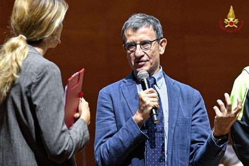 IN ALTO.SEMPRE". Presentato alla Nuvola il calendario storico 2024 realizzato dal Dipartimento dei Vigili del fuoco