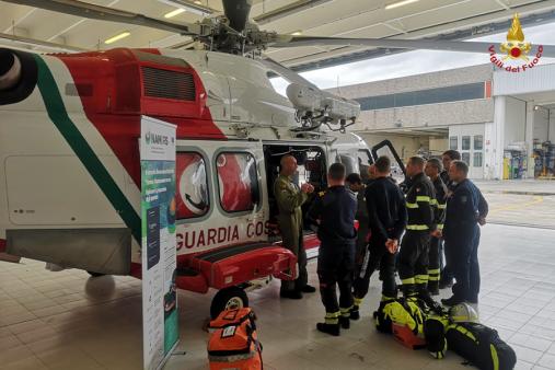 Progetto "NAMIRS": Vigili del fuoco in addestramento con la guardia costiera nel golfo di Trieste