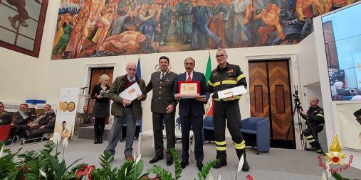 Presentato al CONI il calendario delle Fiamme Rosse edizione speciale Olimpiadi 2024