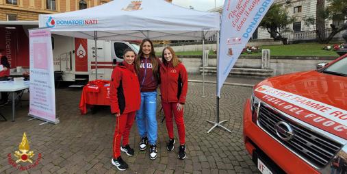 Da sinistra, Sofia Zampetti (Fiamme Rosse, Taekwondo); Clio Ferracuti (Fiamme oro, Karate); Elettra Neroni (Fiamme Rosse, Tuffi)