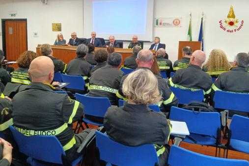 ISA, il saluto del Sottosegretario Prisco ai neo dirigenti del Corpo Nazionale dei Vigili del Fuoco
