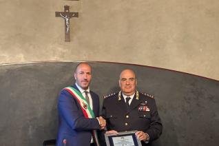 Il Capo del Corpo dei Vigili del fuoco riceve la cittadinanza onoraria dal sindaco di Gemona del Friuli