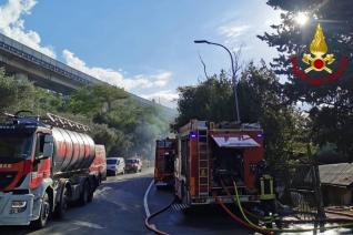 Incendio magazzino