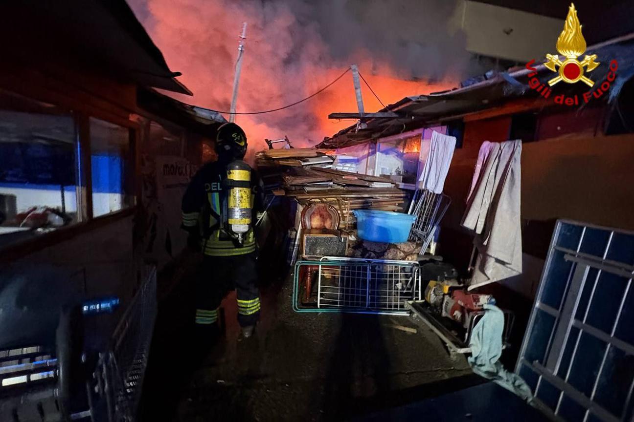 Incendio capannone