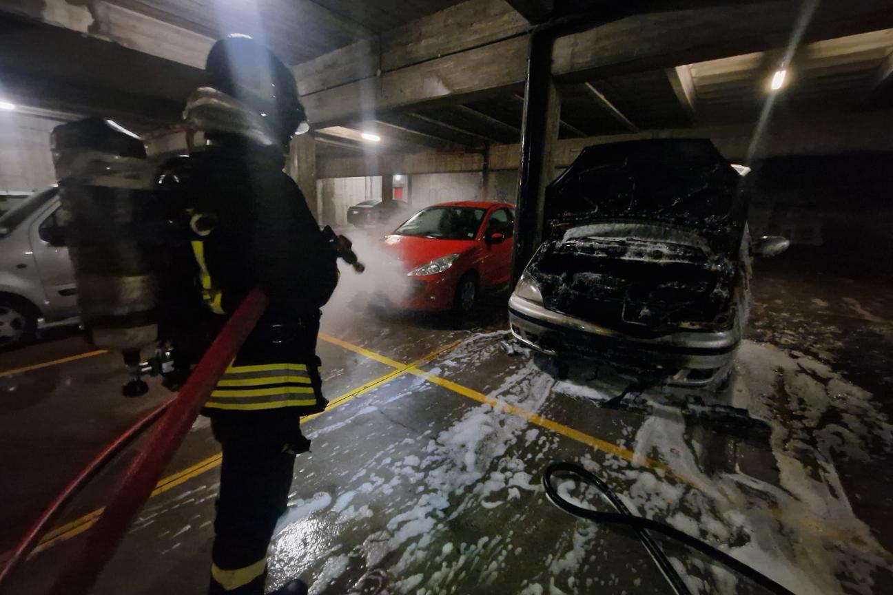 trieste Incendio Autovettura