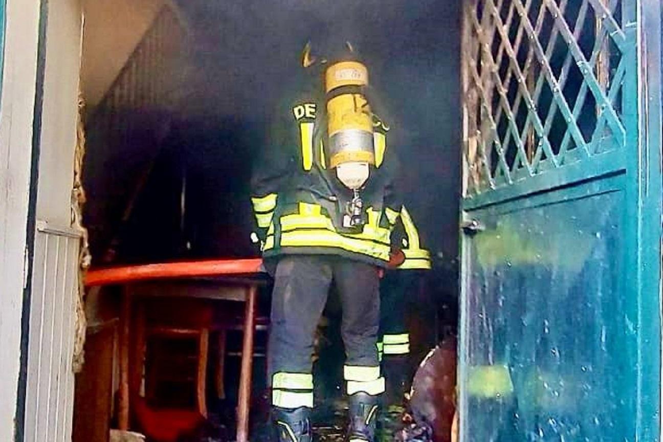 Incendio abitazione a Catania