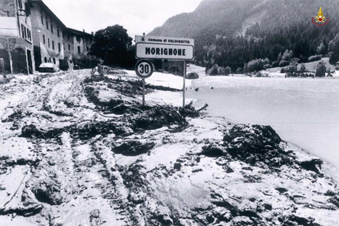 Il paese di Morignone distrutto dalla frana