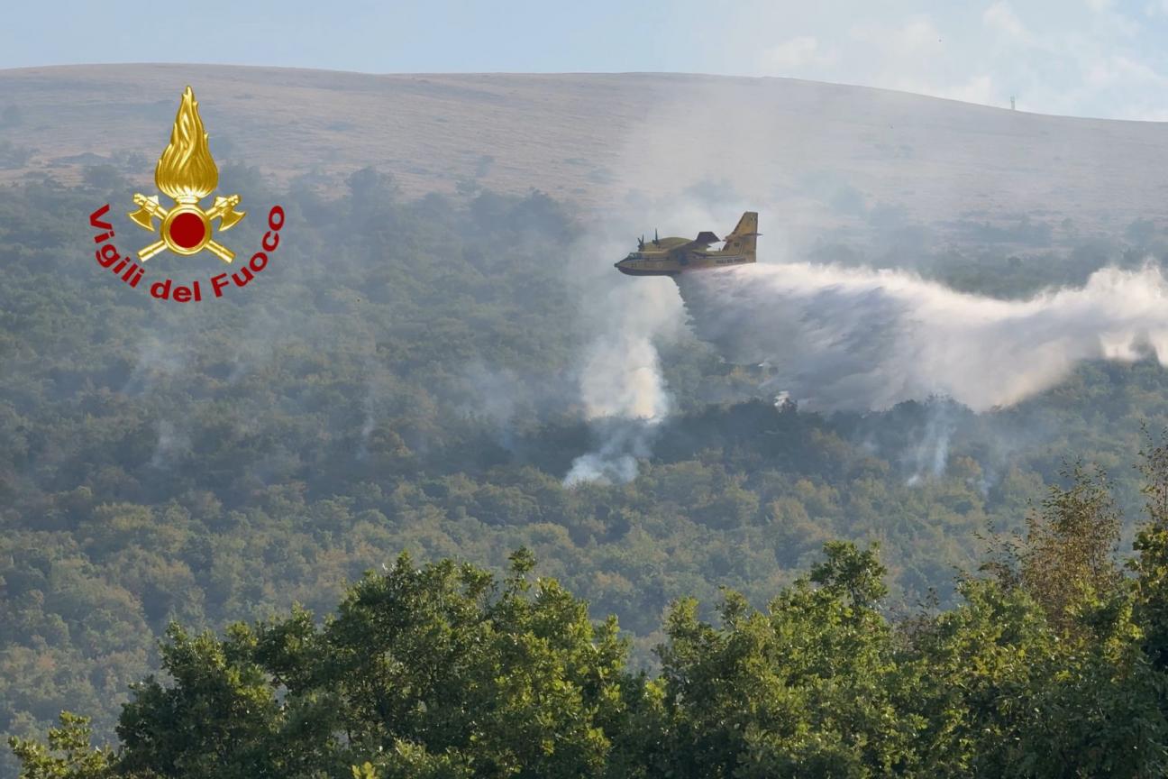 Incendio bosco in loc. Caso nel comune di Sant'Anatolia di Narco