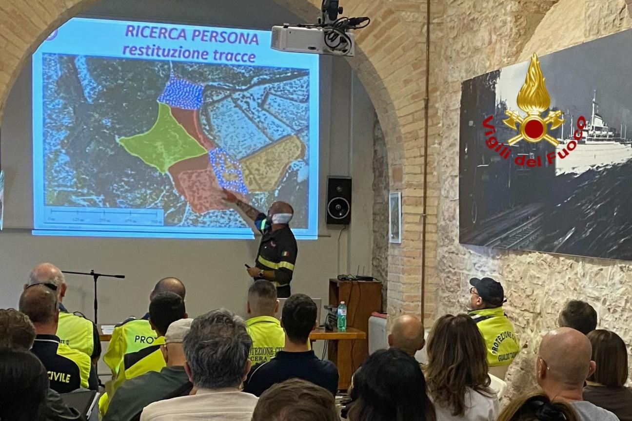 Corso congiunto su cartografia e GPS per le operazioni di ricerca a persona