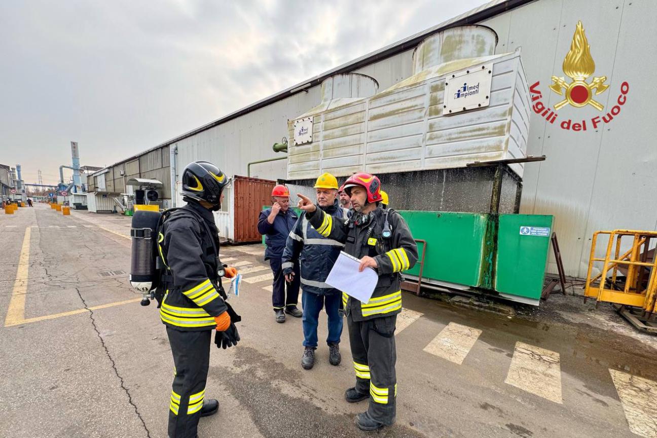 Esercitazione azienda RIR