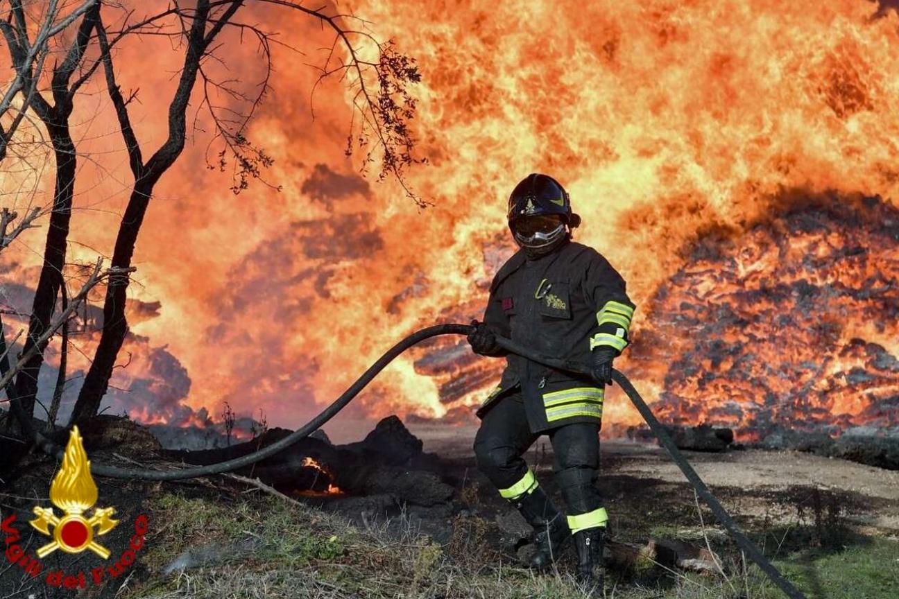 incendi%20sicilia Incendi in Sicilia, non bastano più i Canadair: la vera sfida è prevenire