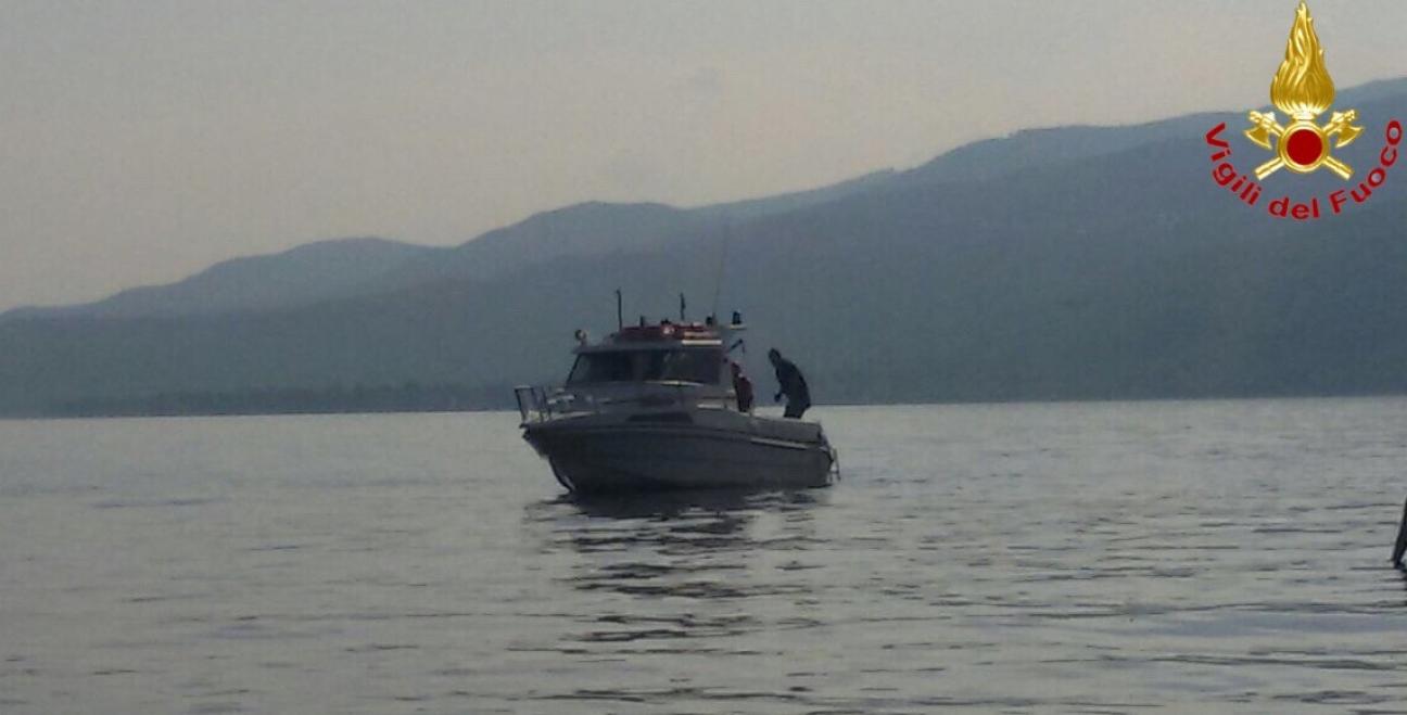 Varese, soccorsa una persona nelle acque del lago Maggiore