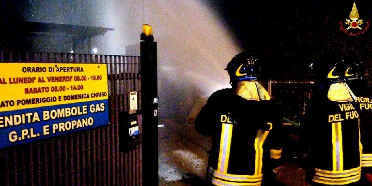Pordenone, esplosione in un deposito di bottoglie GPL