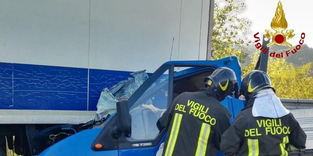 La Spezia, incidente stradale sulla "A.12" in direzione Sud
