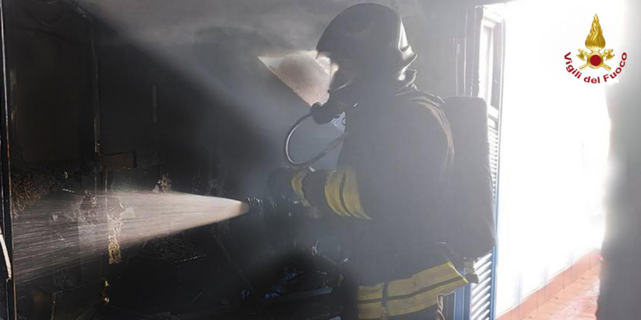 Ascoli Piceno, incendio in appartamento a San Benedetto del Tronto