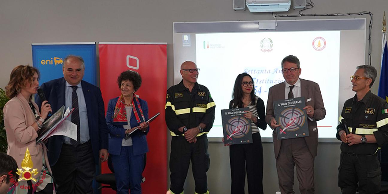 Modena, Cerimonia di commemorazione dei 70 anni di istituzione della Componente Aerea dei Vigili del Fuoco